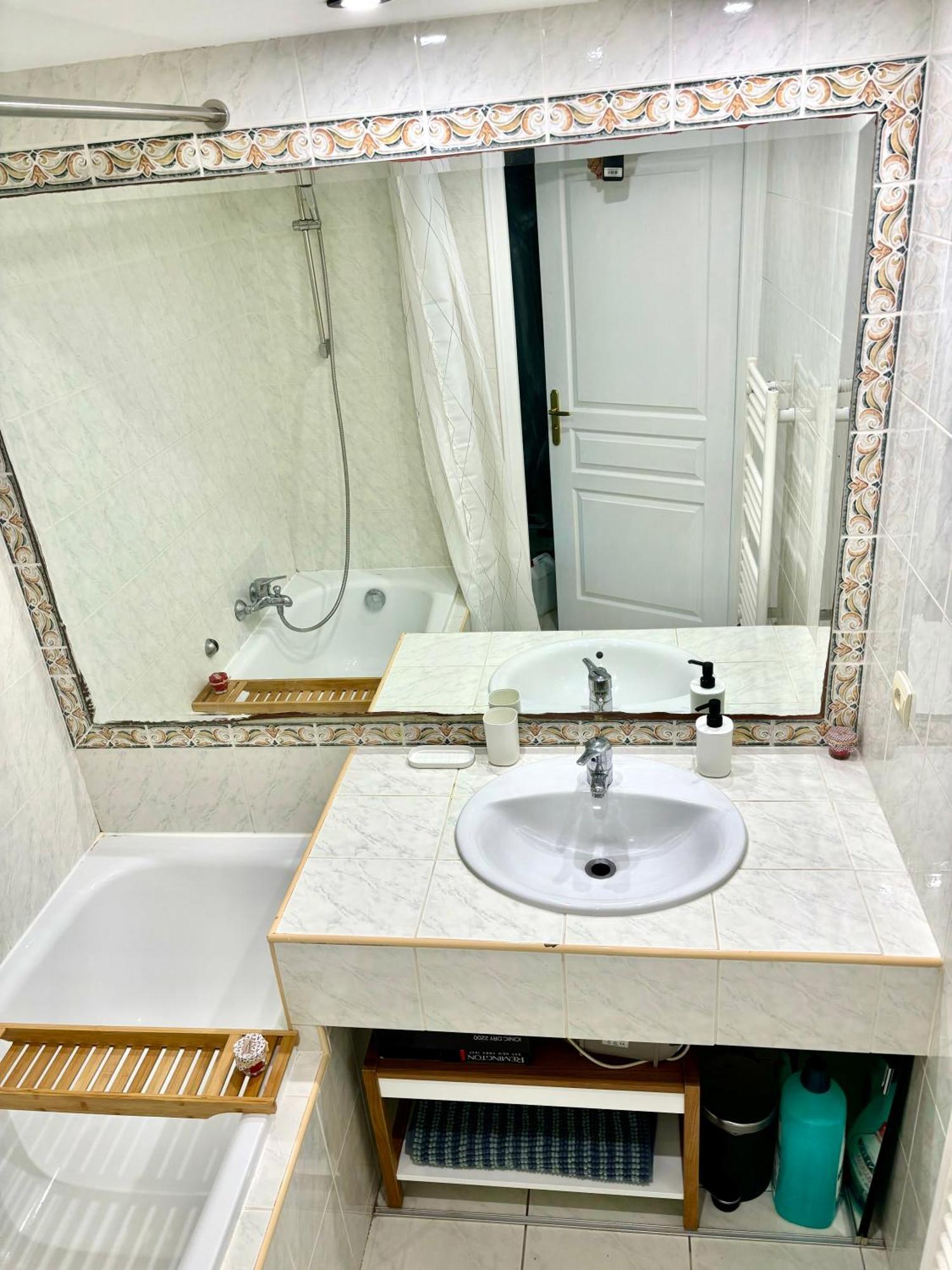 Beachside Apartment With Pool & Garden In Juan Les Pins Antibes Buitenkant foto